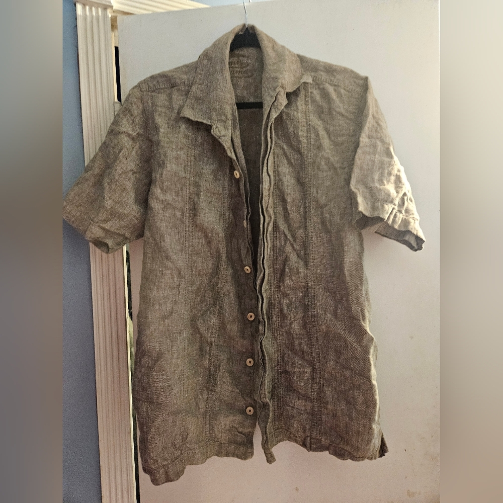 Tommy Bahama Casual Short Sleeve Button-Up Shirt Size L